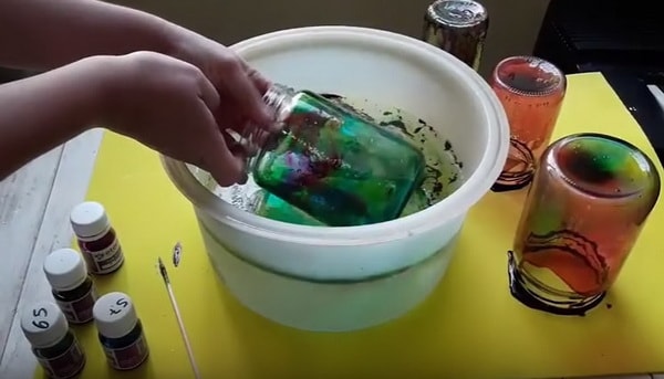 Frascos pintados con laca vitral