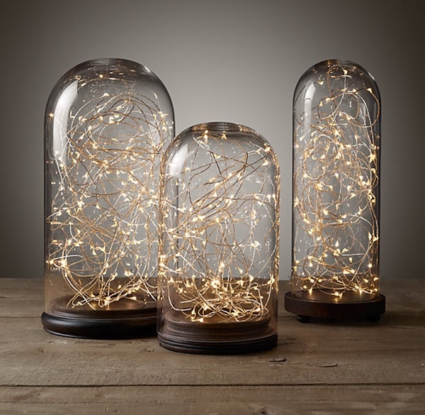Decoración navideña con guirnaldas de luces LED