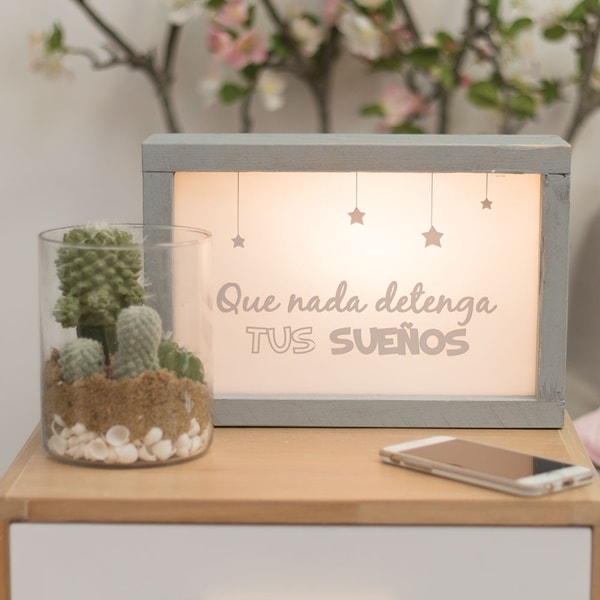 Cajas de luz con frases