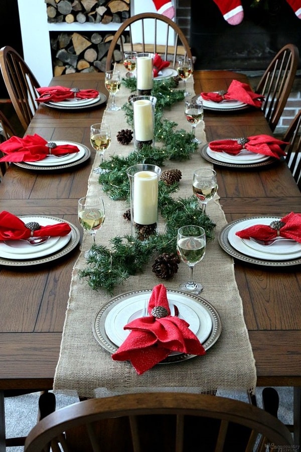 Caminos para mesas navideñas elegantes