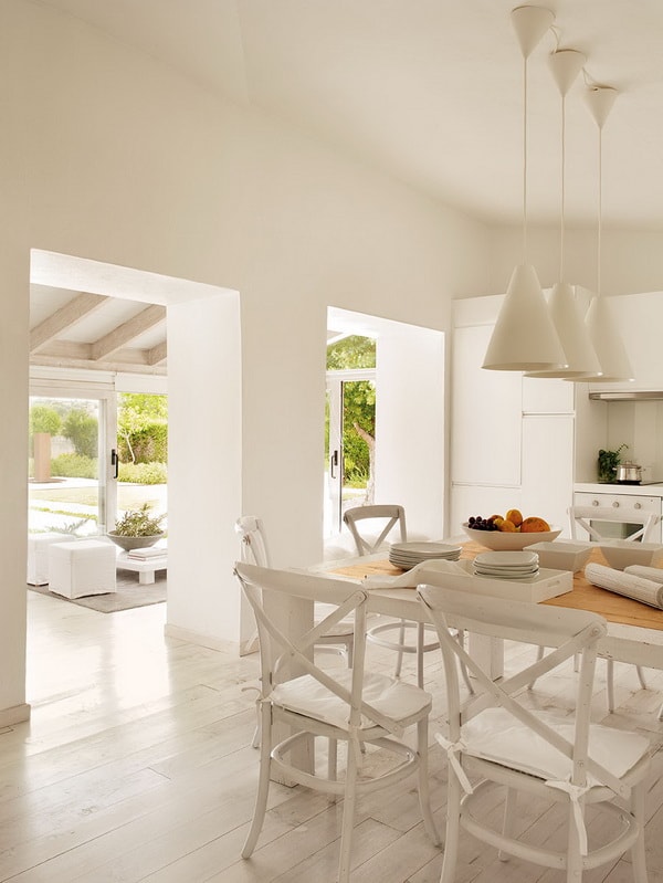 Salón y comedor abiertos al exterior
