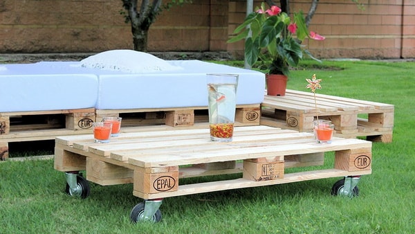 Muebles de exterior con palets demadera