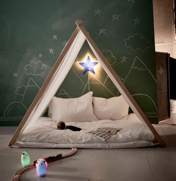 Rincones de lectura infantiles en tipis indios