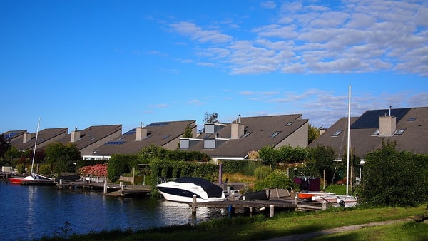 Casas con paneles solares