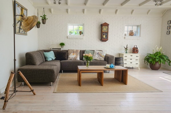 Hogares con suelos de madera