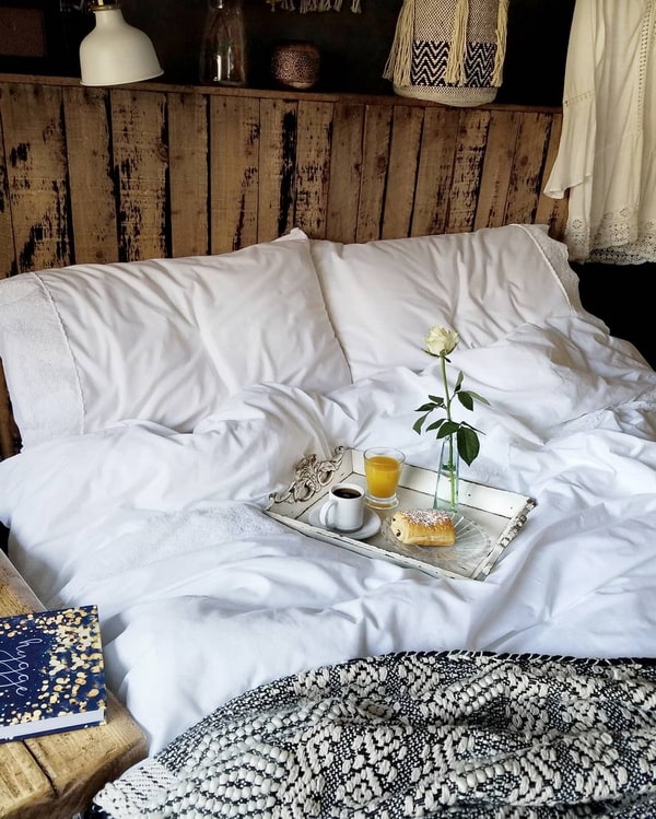 Ropa de cama blanca