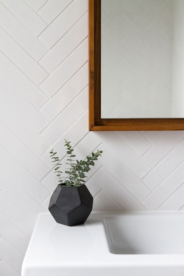 Azulejos de baño con relieves