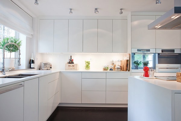Cocinas blancas modernas