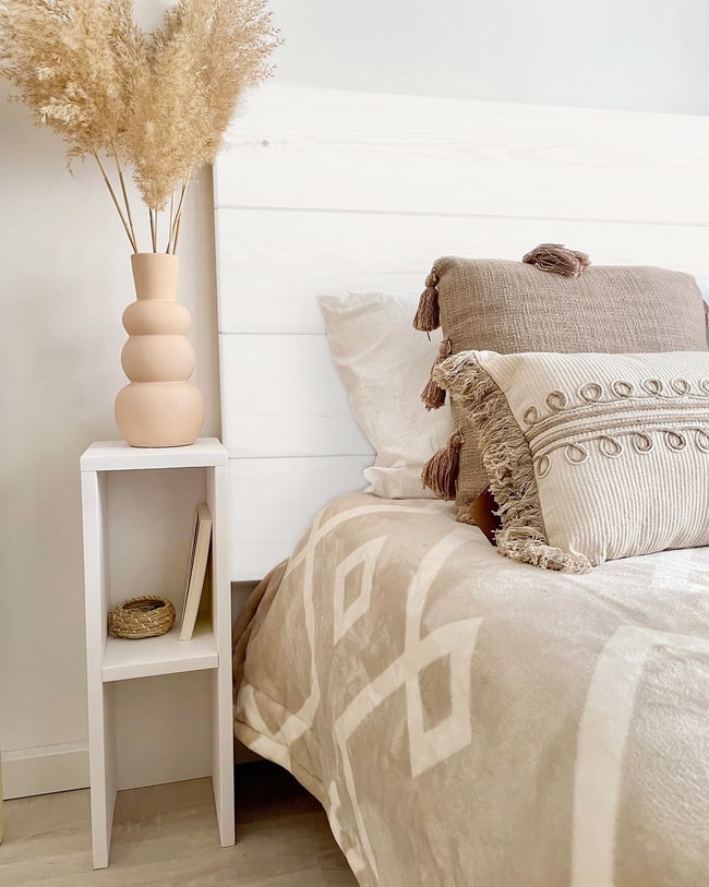 Cabeceros de cama de madera pintados