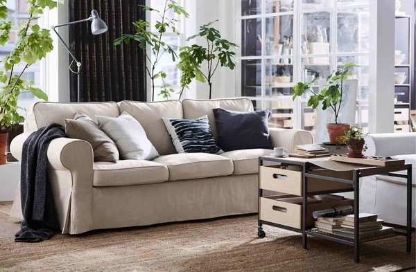 Cojines Ikea para decorar la sala