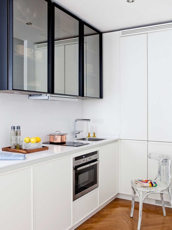 Muebles de cocina con frentes de espejo