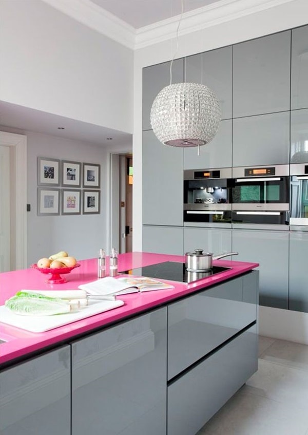 Muebles de cocina con acabado brillante