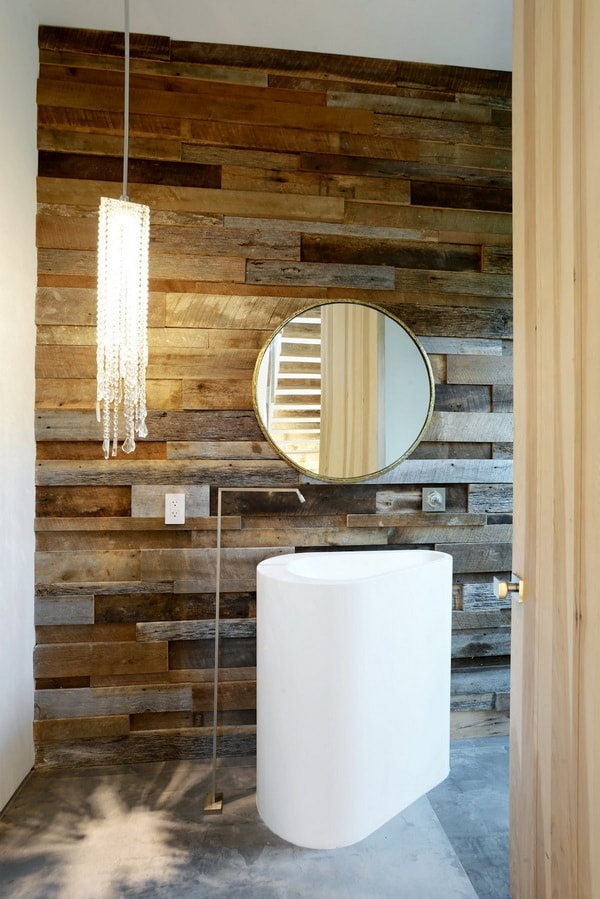Madera en paredes de baño