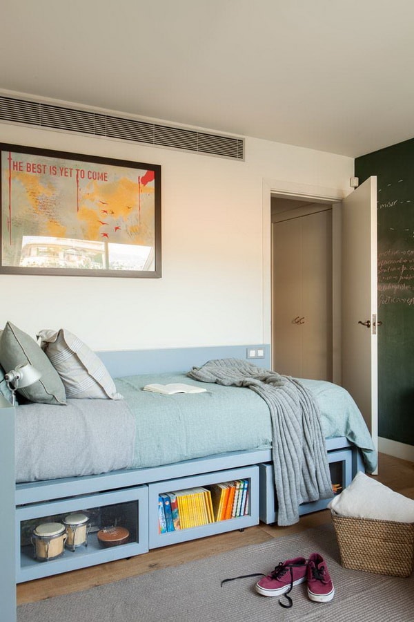 Cama con espacio de almacenaje