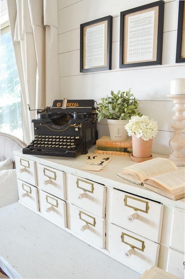 Máquinas de escribir antiguas para decorar
