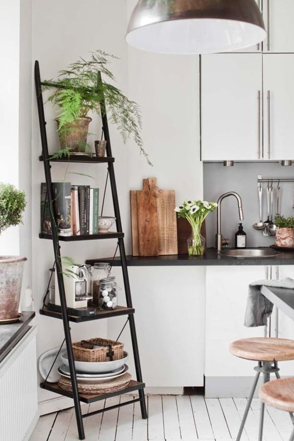 Escaleras decorativas en cocinas