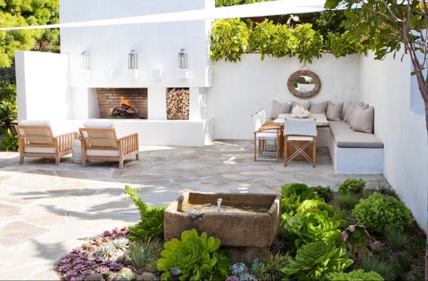 Patios blancos