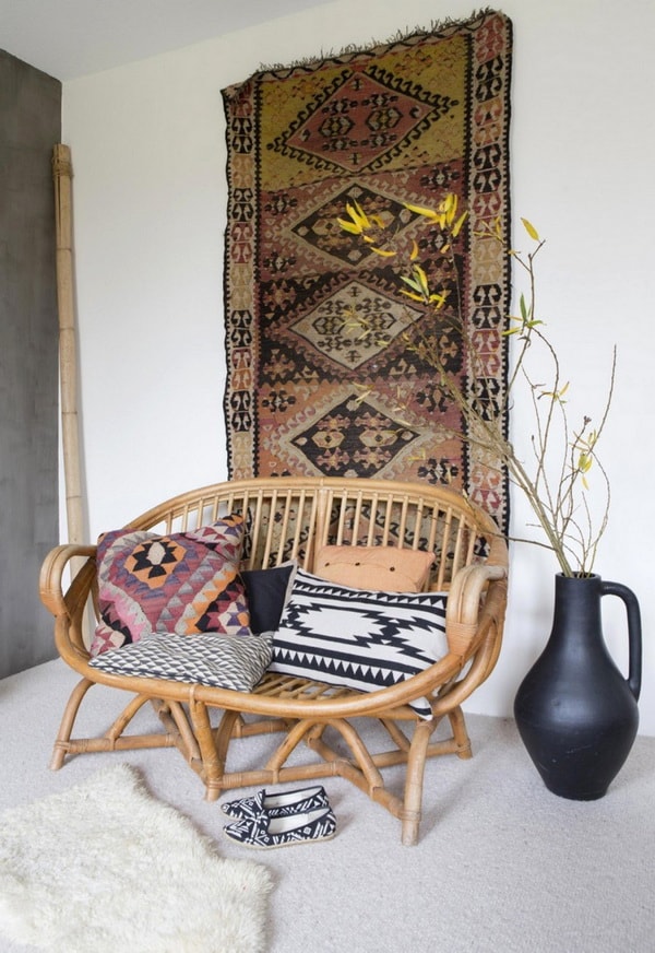 Decoración de paredes con tapetes estilo étnico