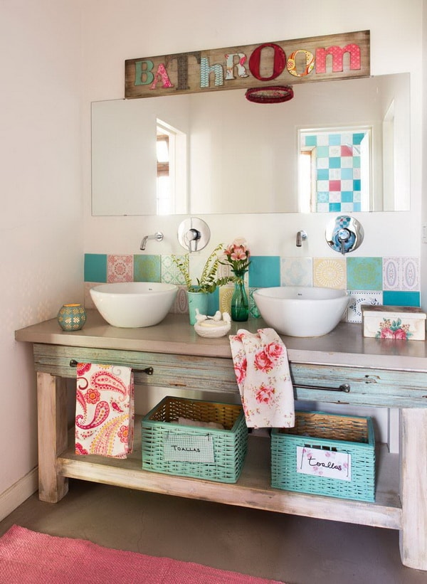 Muebles de baño con patas