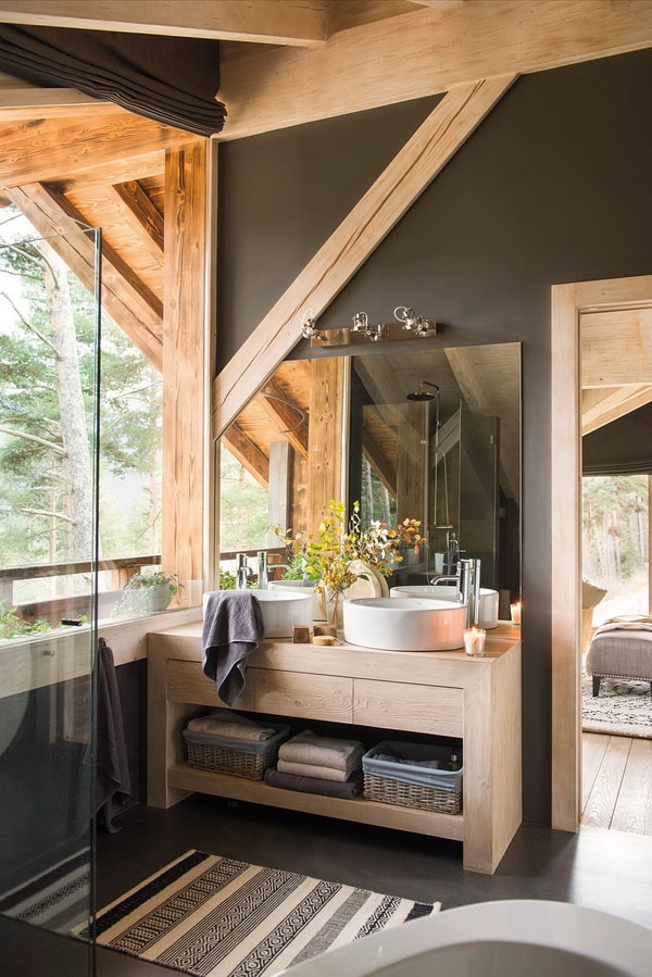 Muebles de baño con patas