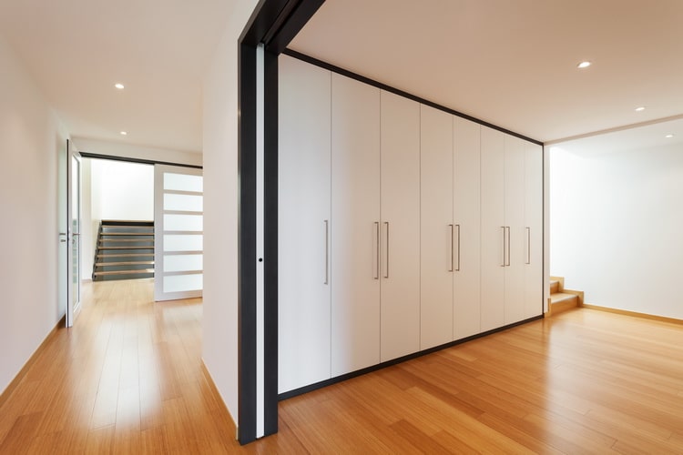 Armarios con puertas abatibles