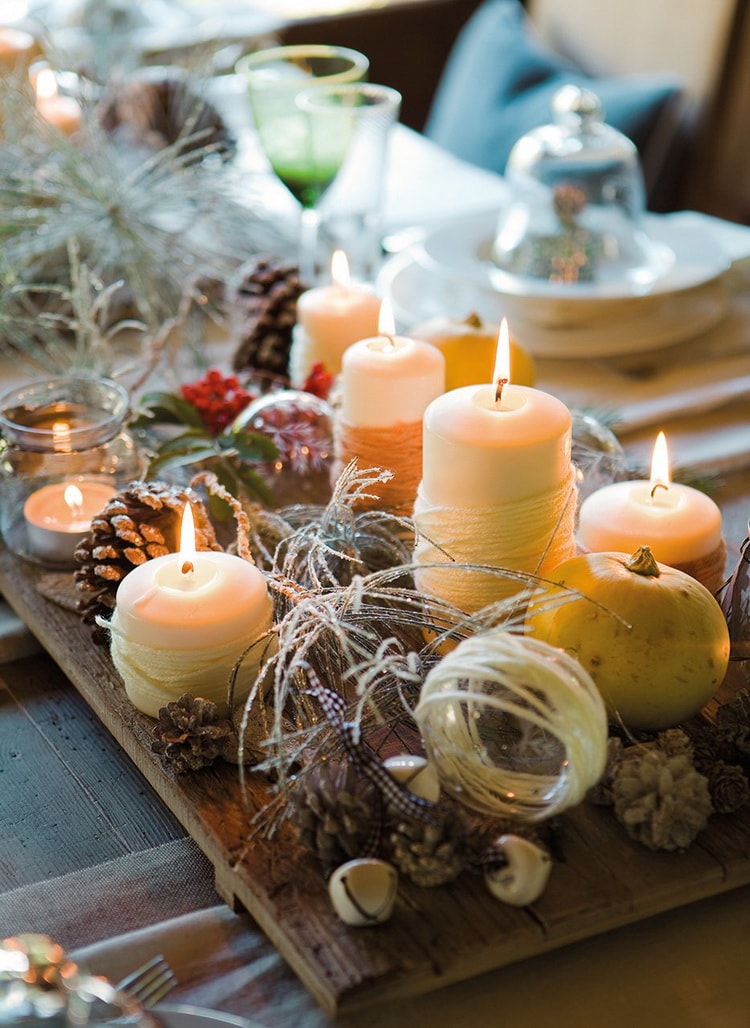 Decoración otoñal con piñas