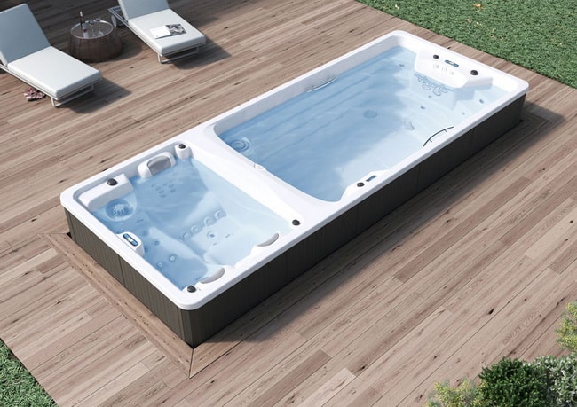 Mini piscina exterior climatizada