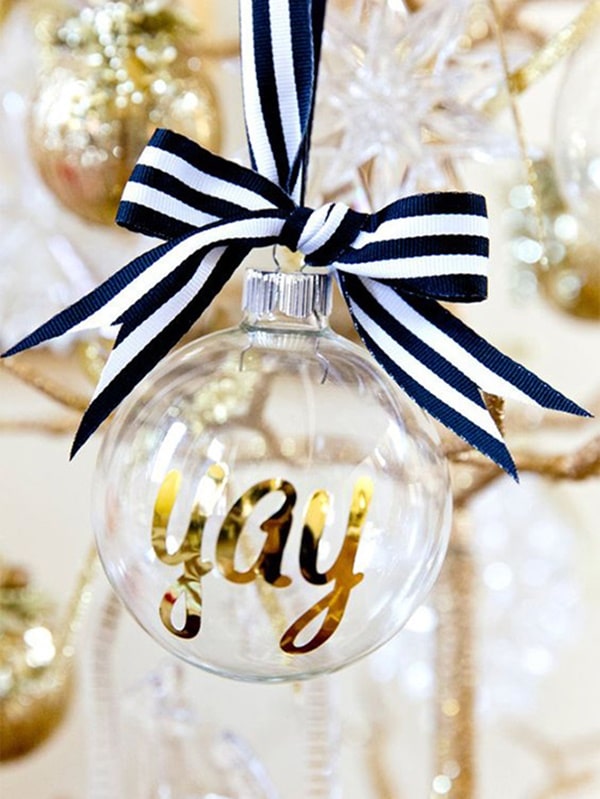 Bolas navideñas DIY transparentes con nombre