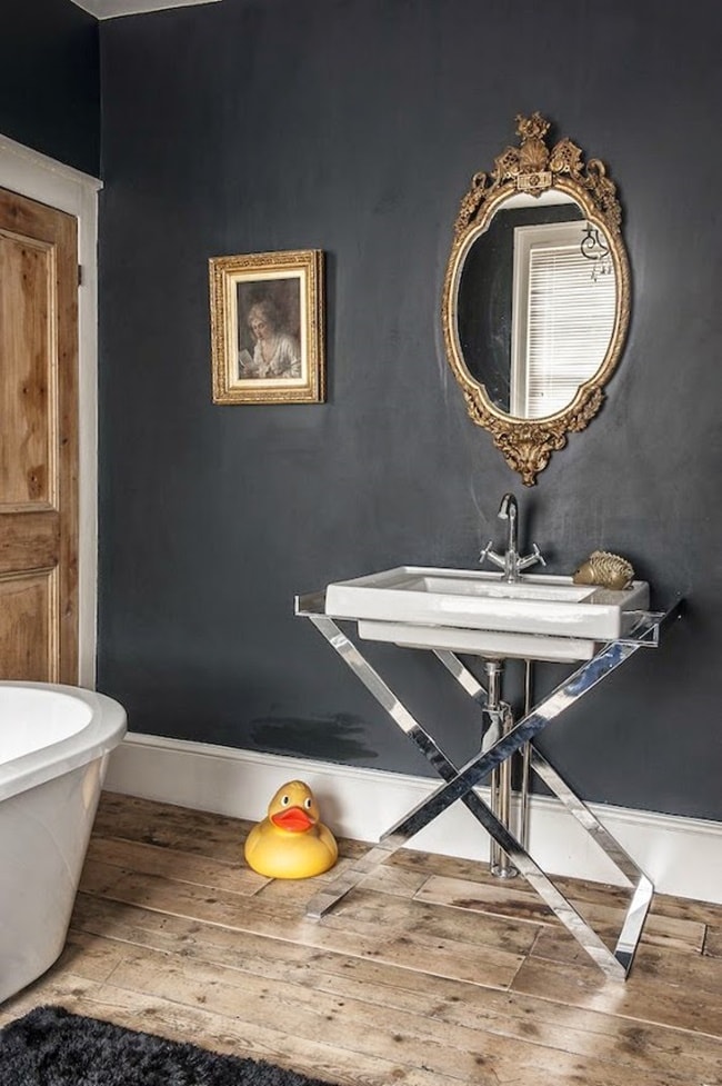 Decoración en gris oscuro