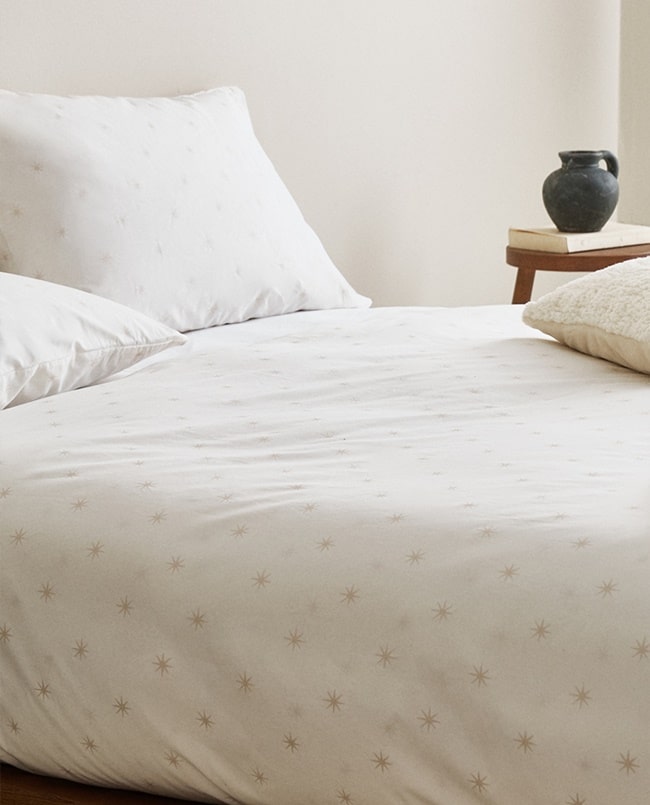 Ropa de cama con estrellas