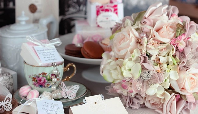 Flores para decorar la mesa