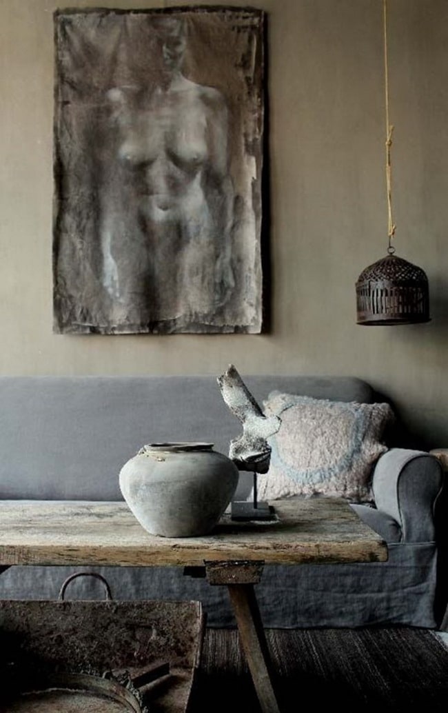 Salón decorado al estilo Wabi Sabi