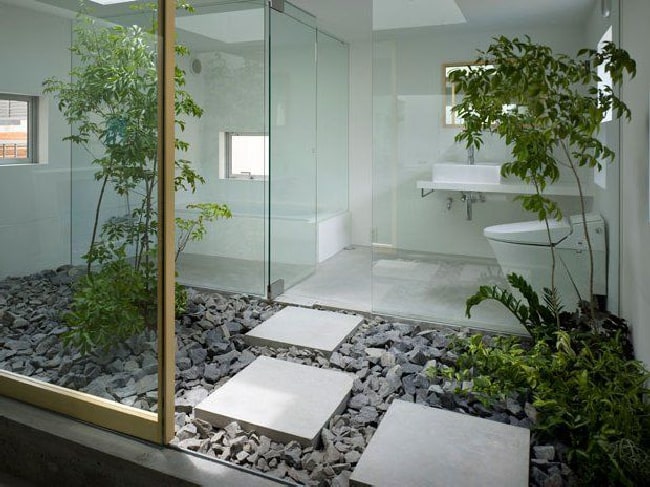 Jardines interiores con cerramientos de cristal