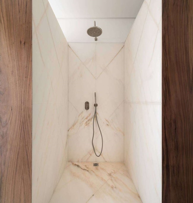 Ducha moderna