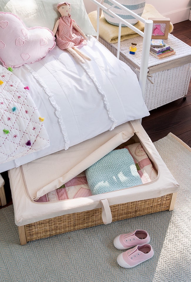 Almacenaje bajo la cama