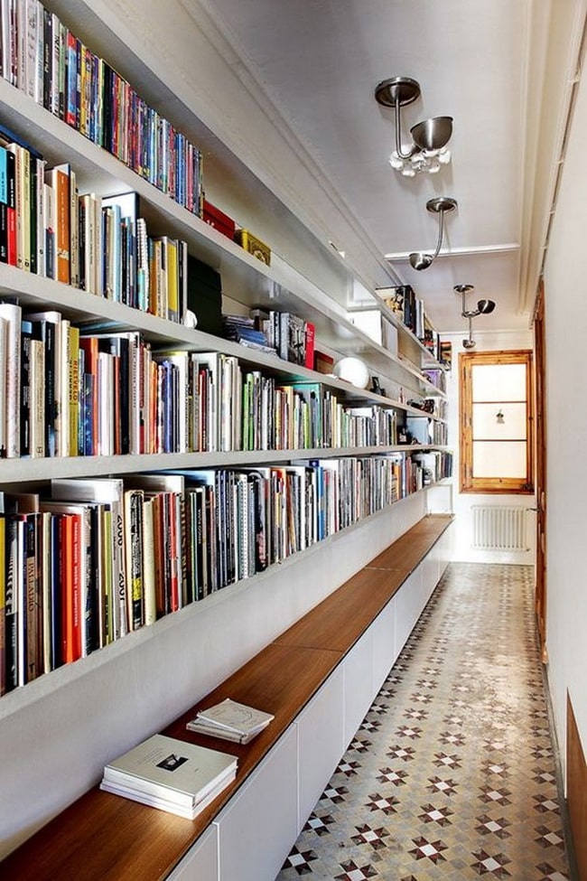 Bibliotecas en pasillos