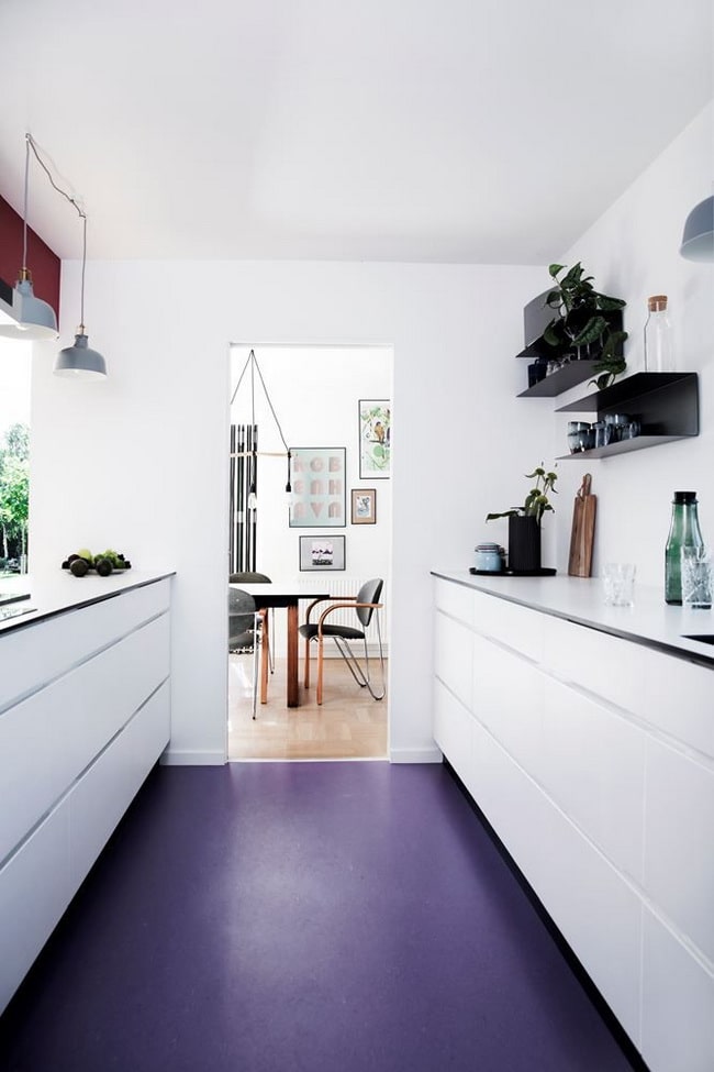 Cocina con suelo de resina epoxi