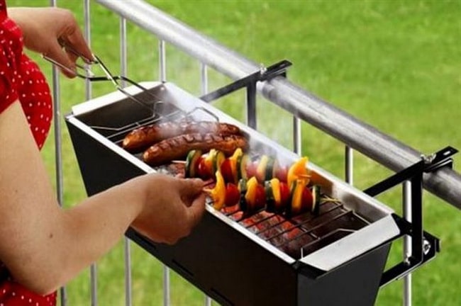 Barbacoa para barandilla