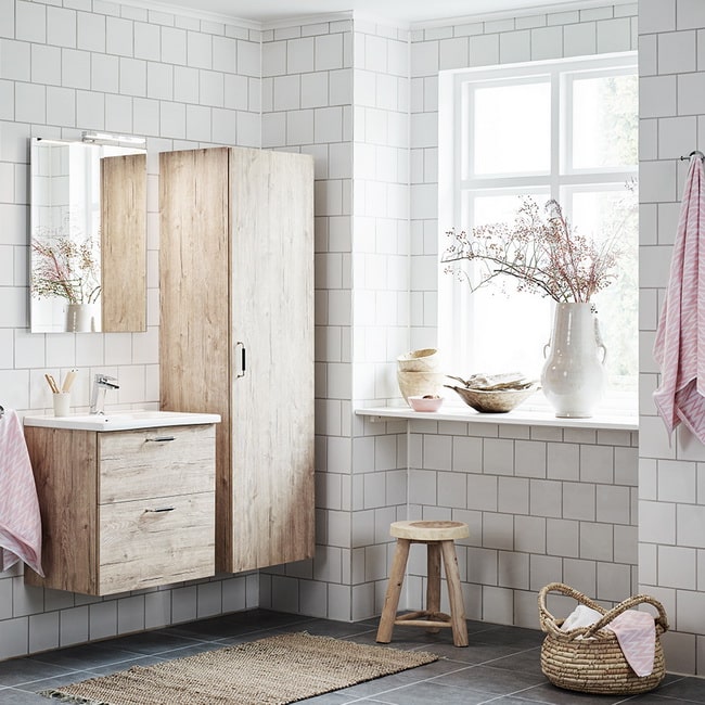 Cestas para decorar el baño Ideas para decorar el baño sin gastar mucho dinero