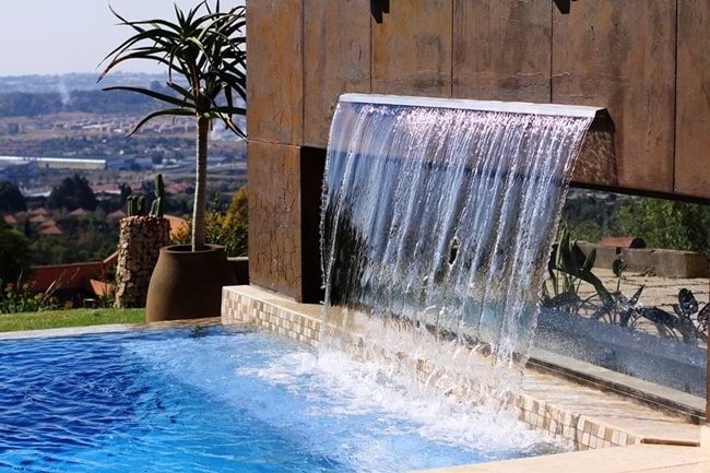 Cascadas en piscinas