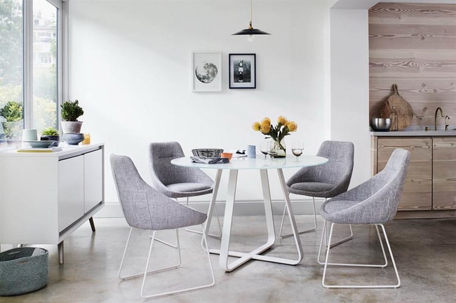 Comedor moderno blanco