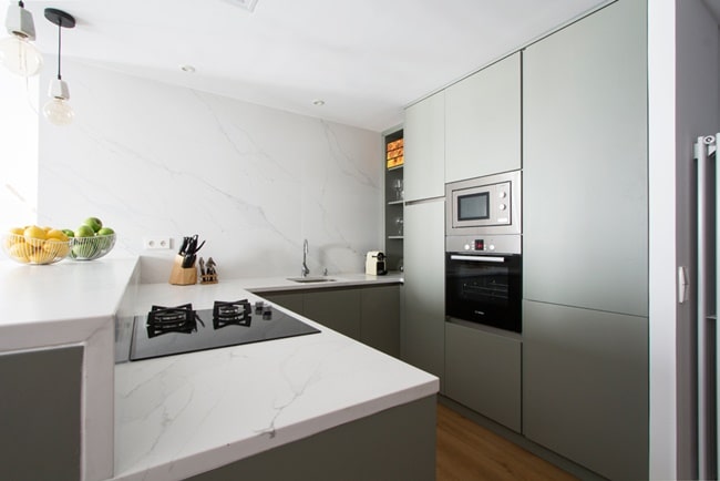 Cocians modernas en color gris
