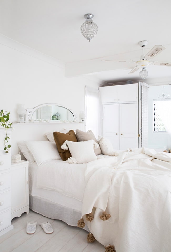 Dormitorio total white