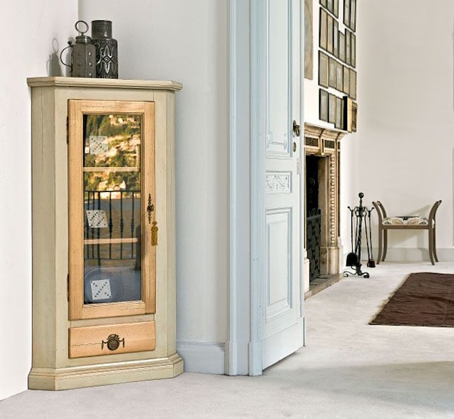 Muebles esquineros