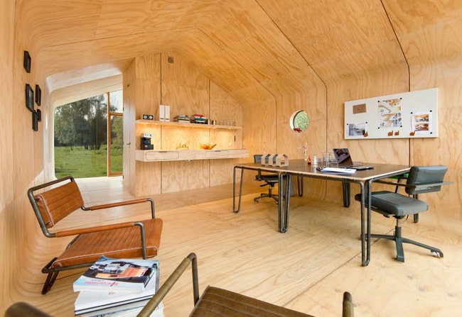 Interior de una casa prefabricada ecológica