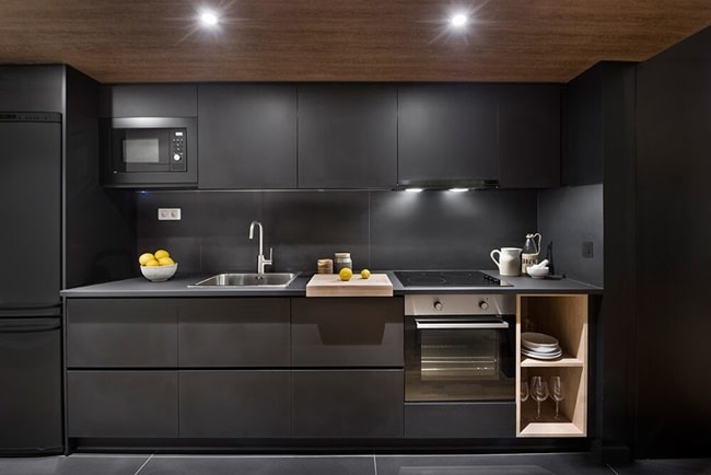 Cocina en color negro