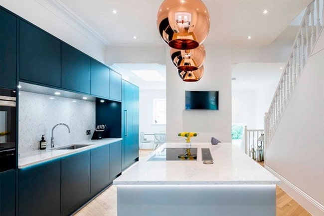 Cocinas en azul y blanco