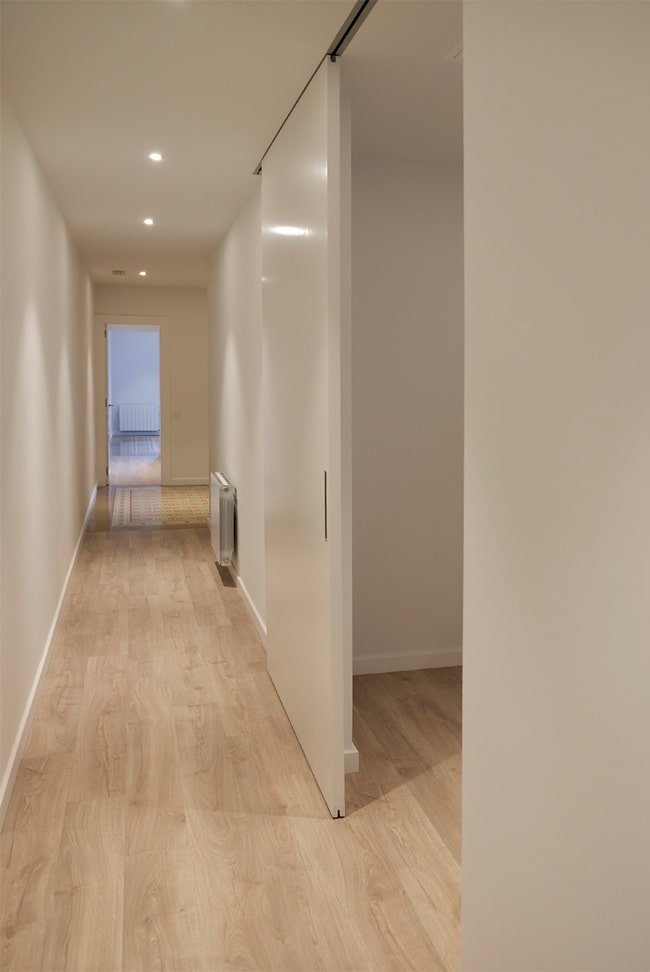Puertas correderas en pasillos