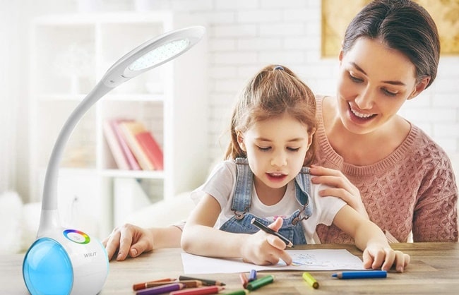 Cómo elegir una lámpara de escritorio