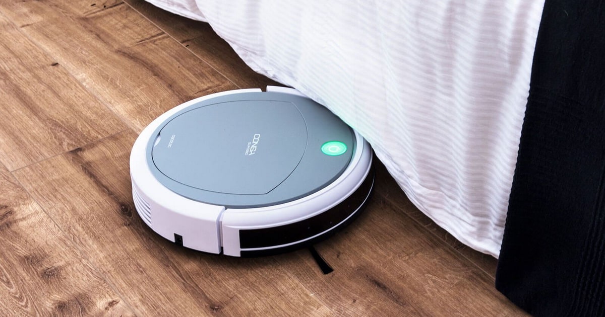 Así es la 'roomba' de Lidl, un robot aspirador que barre tu casa a un  precio rompedor